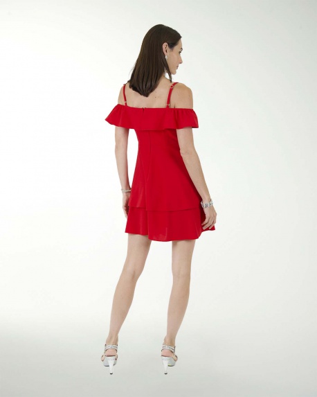 VESTIDO CA CREPE LISO OLAN EN ESCOTE  DOBLE FALDA