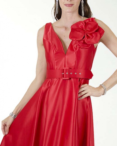 VESTIDO CC SATIN STRECH CON FLOR EN ESCOTE