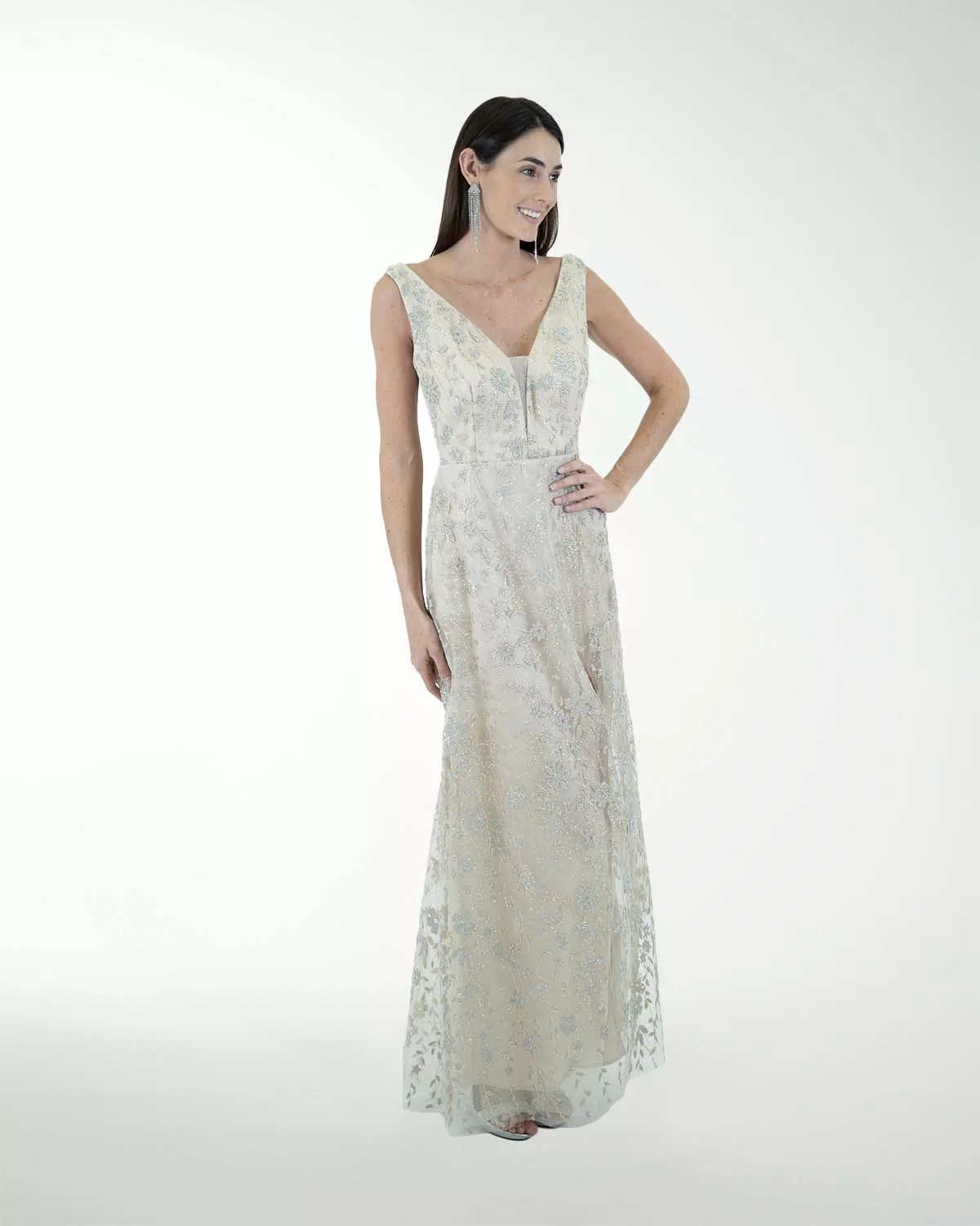 VESTIDO CL ENTALLADO ESCOTE EN V VESTIDO CL ENTALLADO ESCOTE EN V