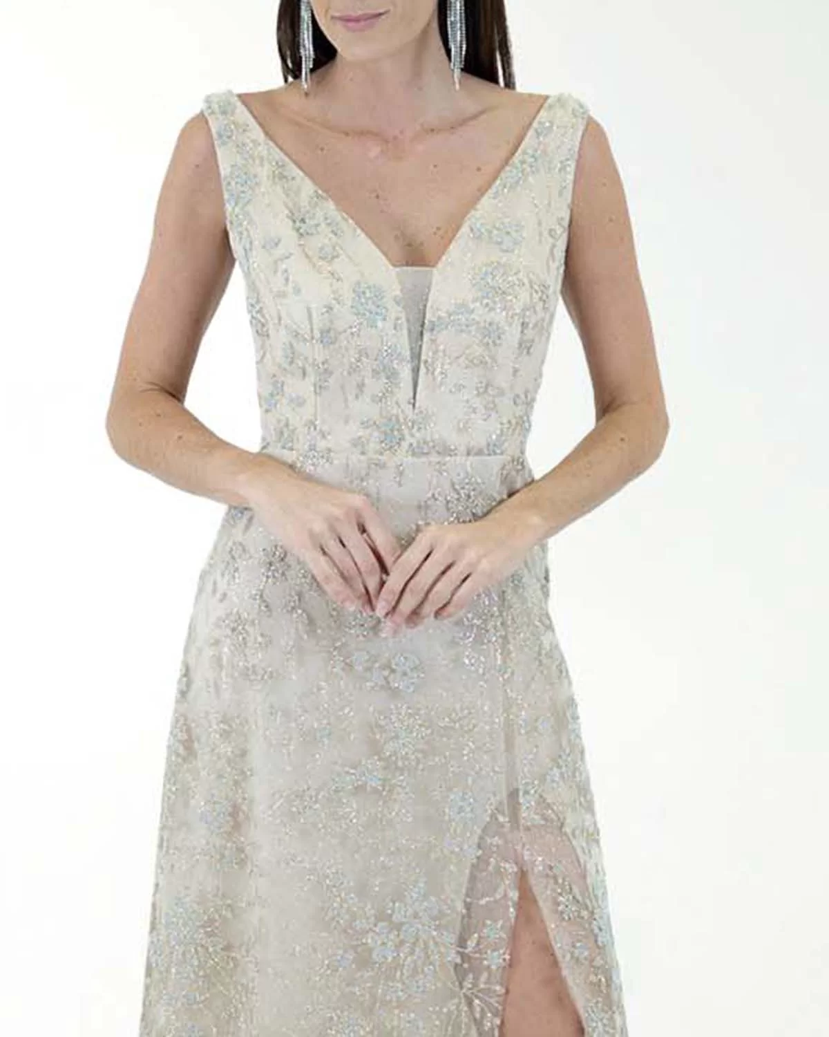 VESTIDO CL ENTALLADO ESCOTE EN V VESTIDO CL ENTALLADO ESCOTE EN V