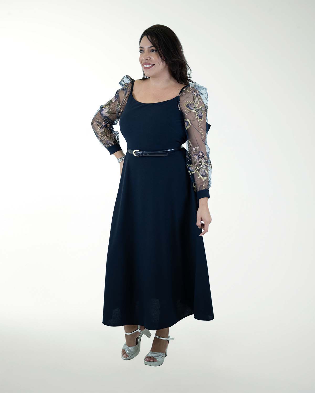 VESTIDO TE CON MANGAS Y CINTURON VESTIDO TE CON MANGAS Y CINTURON