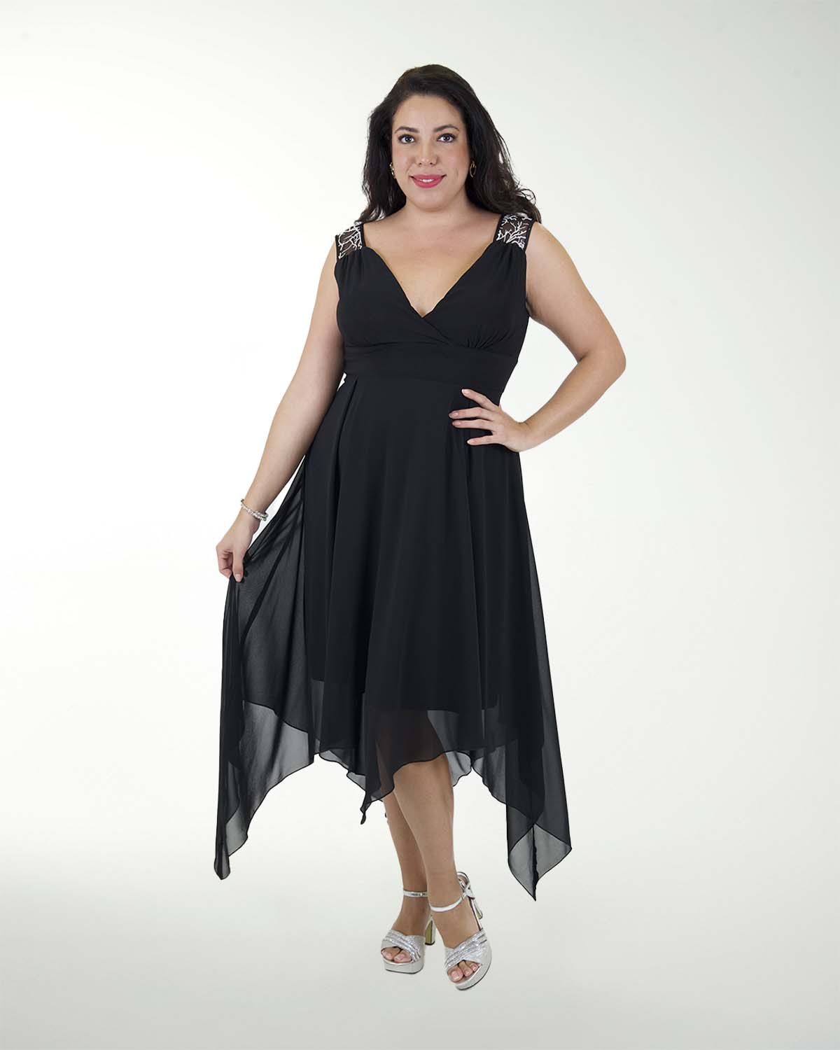 VESTIDO CL CHIFON CON PICOS EN FALDA VESTIDO CL CHIFON CON PICOS EN FALDA