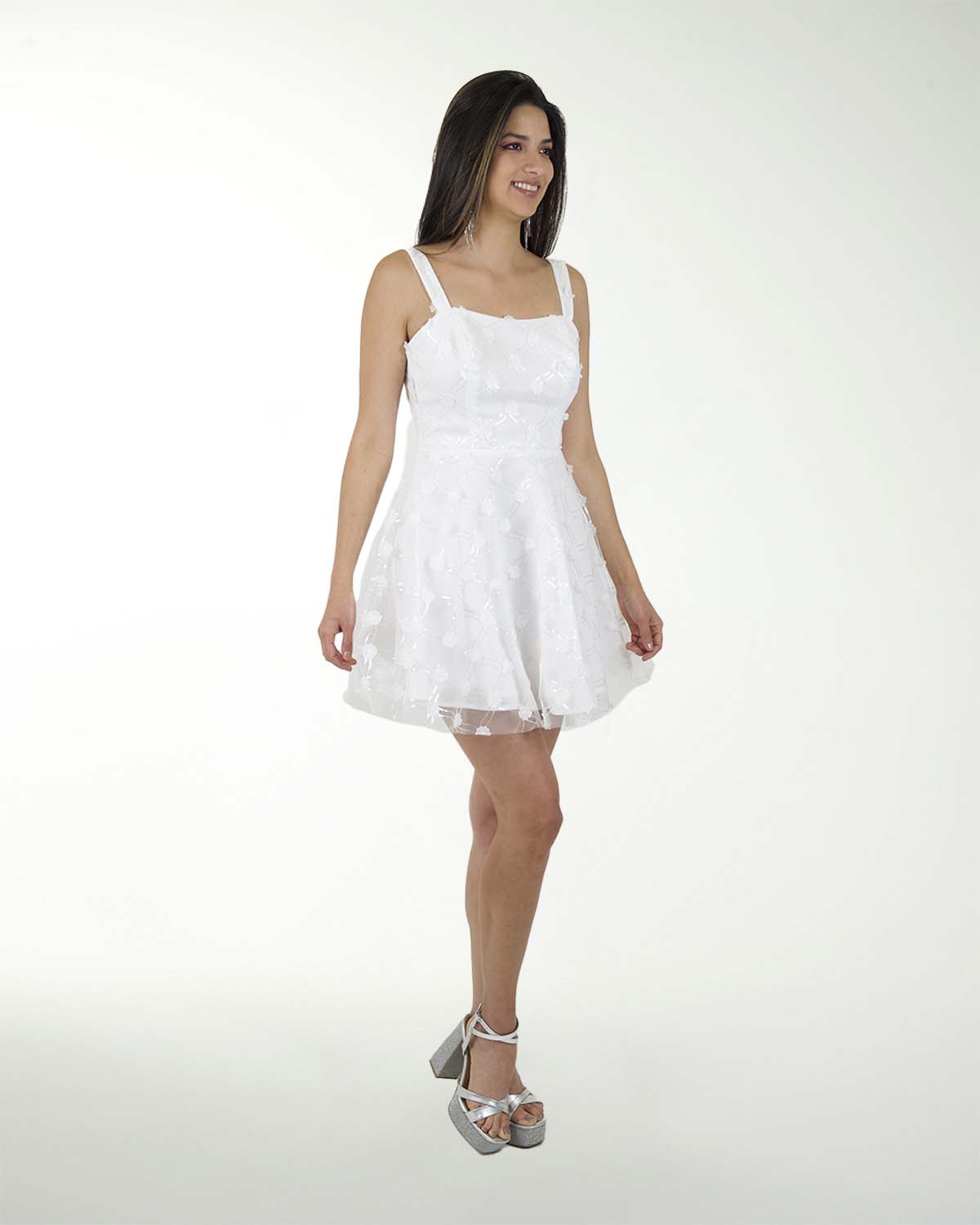 VESTIDO CC BLA FANTASIA CON MONO EN ESPALDA VESTIDO CC BLA FANTASIA CON MONO EN ESPALDA