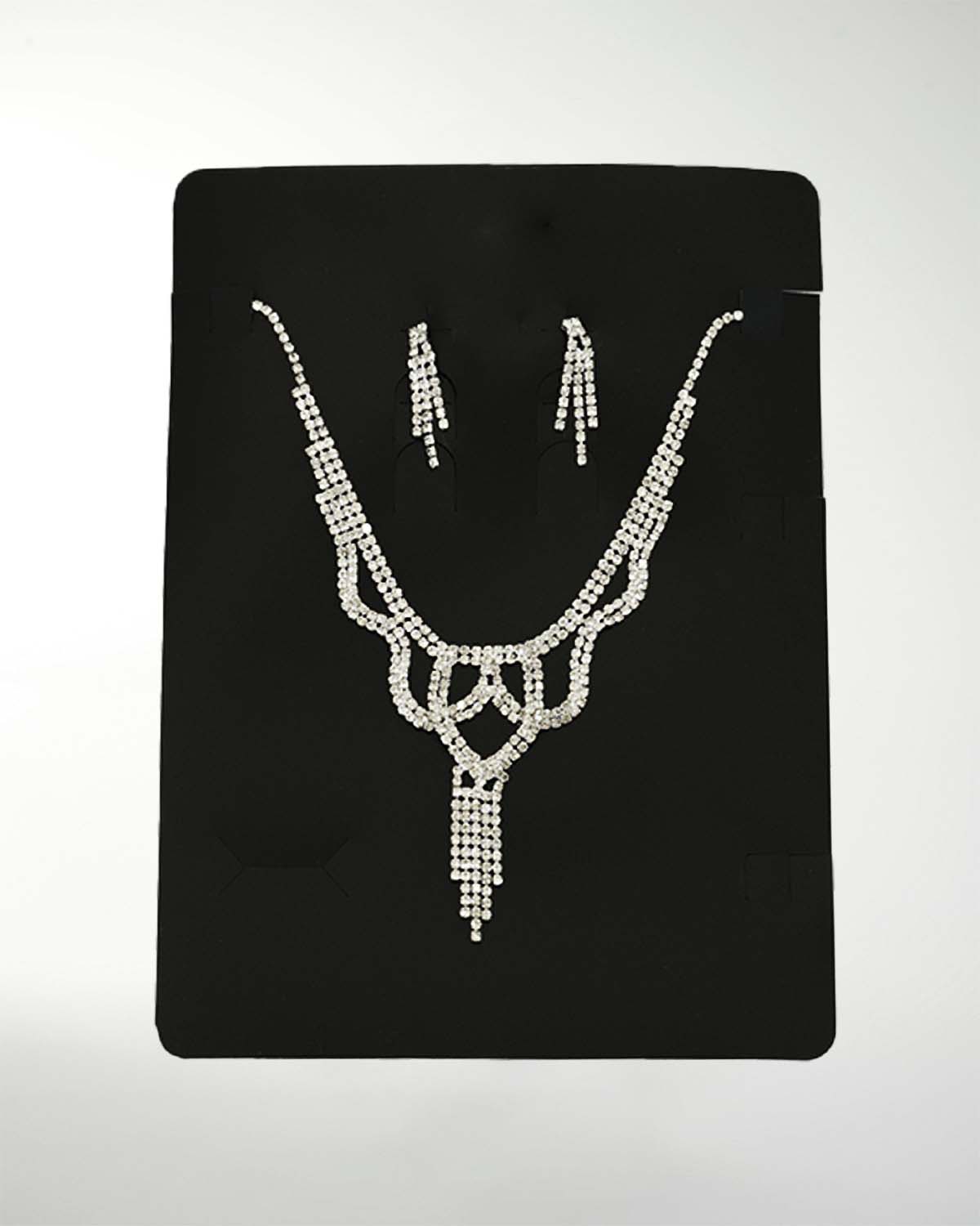 JUEGO DE COLLAR CON ARETE JUEGO DE COLLAR CON ARETE