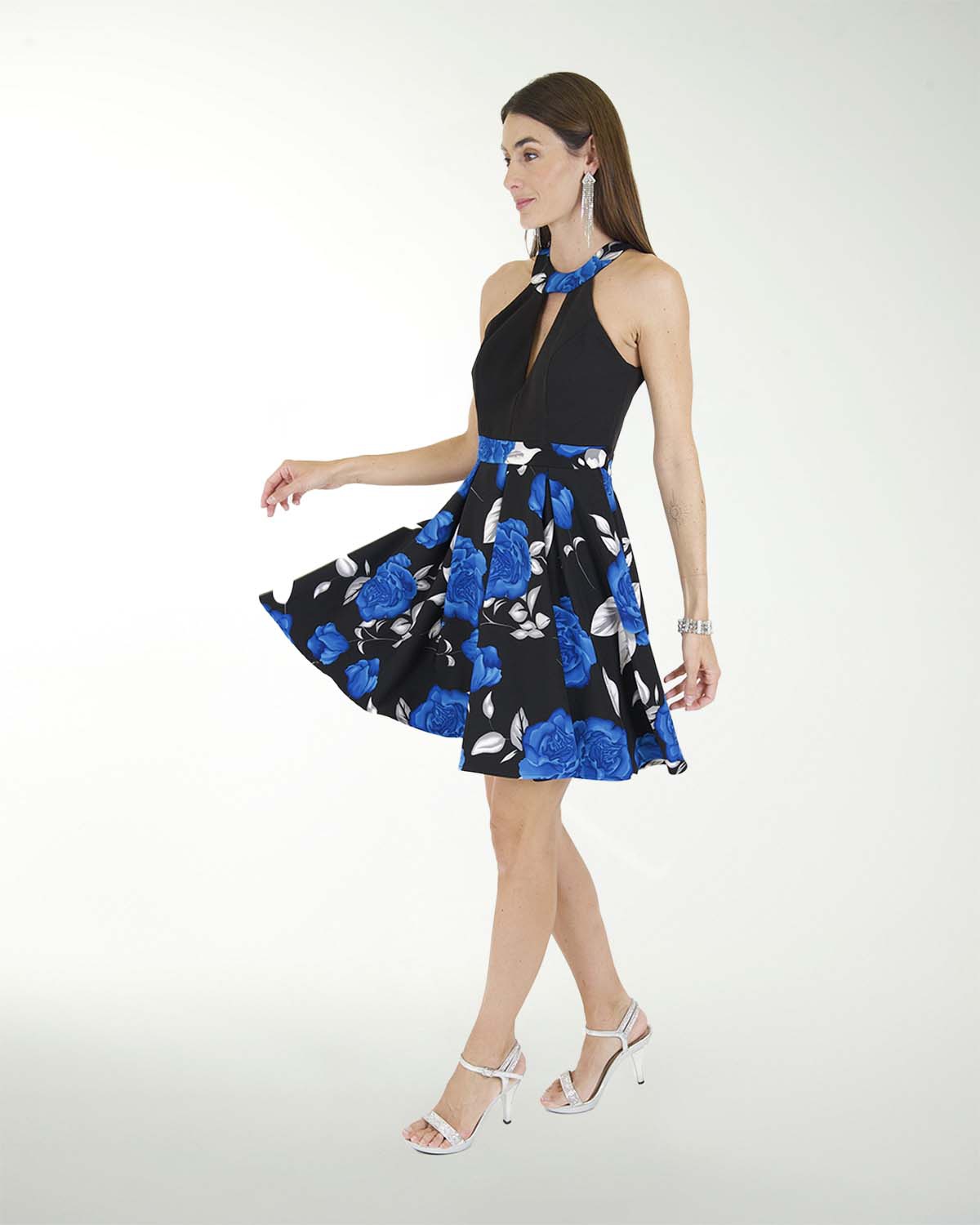 VESTIDO CA BARBIE CENEFA TIPO HALTER VESTIDO CA BARBIE CENEFA TIPO HALTER