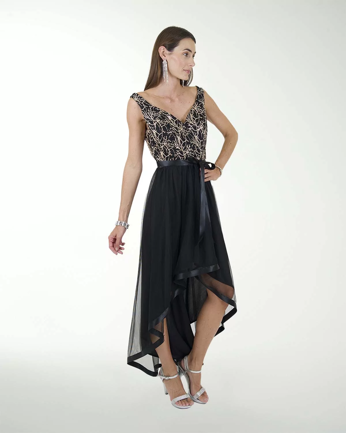 VESTIDO CL IMPERIAL FALDA LARGO IRREGULAR VESTIDO CL IMPERIAL FALDA LARGO IRREGULAR