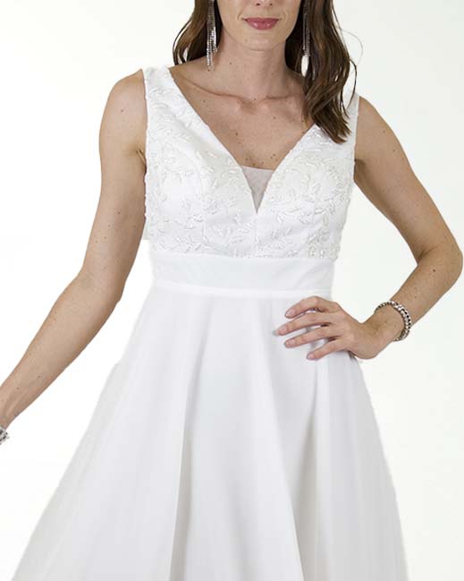 VESTIDO CL BLANCO MESH CON BRILLO EN TALLE VESTIDO CL BLANCO MESH CON BRILLO EN TALLE
