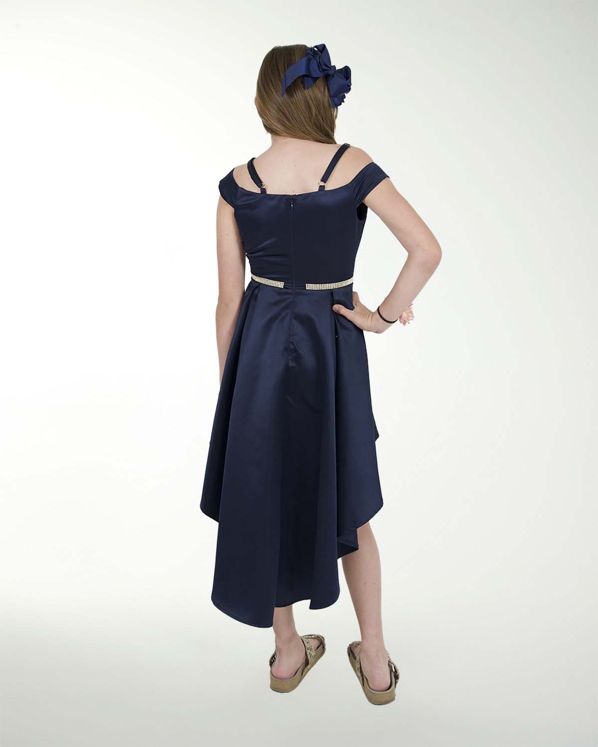 VESTIDO NI 12-14-16 RASO LISO LARGO IRREGULAR CON ADORNO VESTIDO NI 12-14-16 RASO LISO LARGO IRREGULAR CON ADORNO