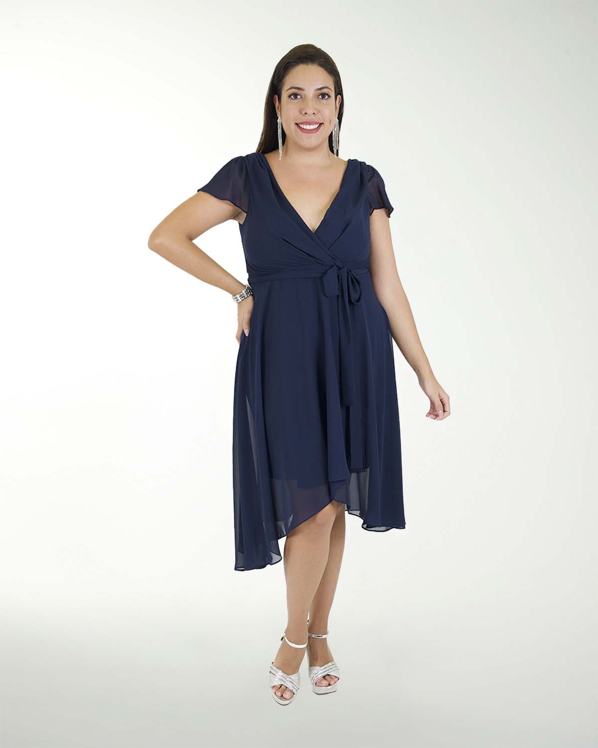 VESTIDO TV CHIFON LISO CON OLAN Y AMARRE VESTIDO TV CHIFON LISO CON OLAN Y AMARRE