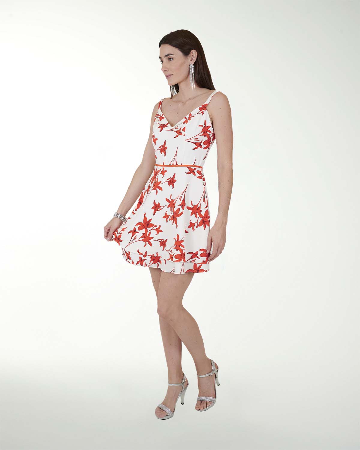 VESTIDO CA BARBIE ESTAMPADO SEMICIRCULAR VESTIDO CA BARBIE ESTAMPADO SEMICIRCULAR