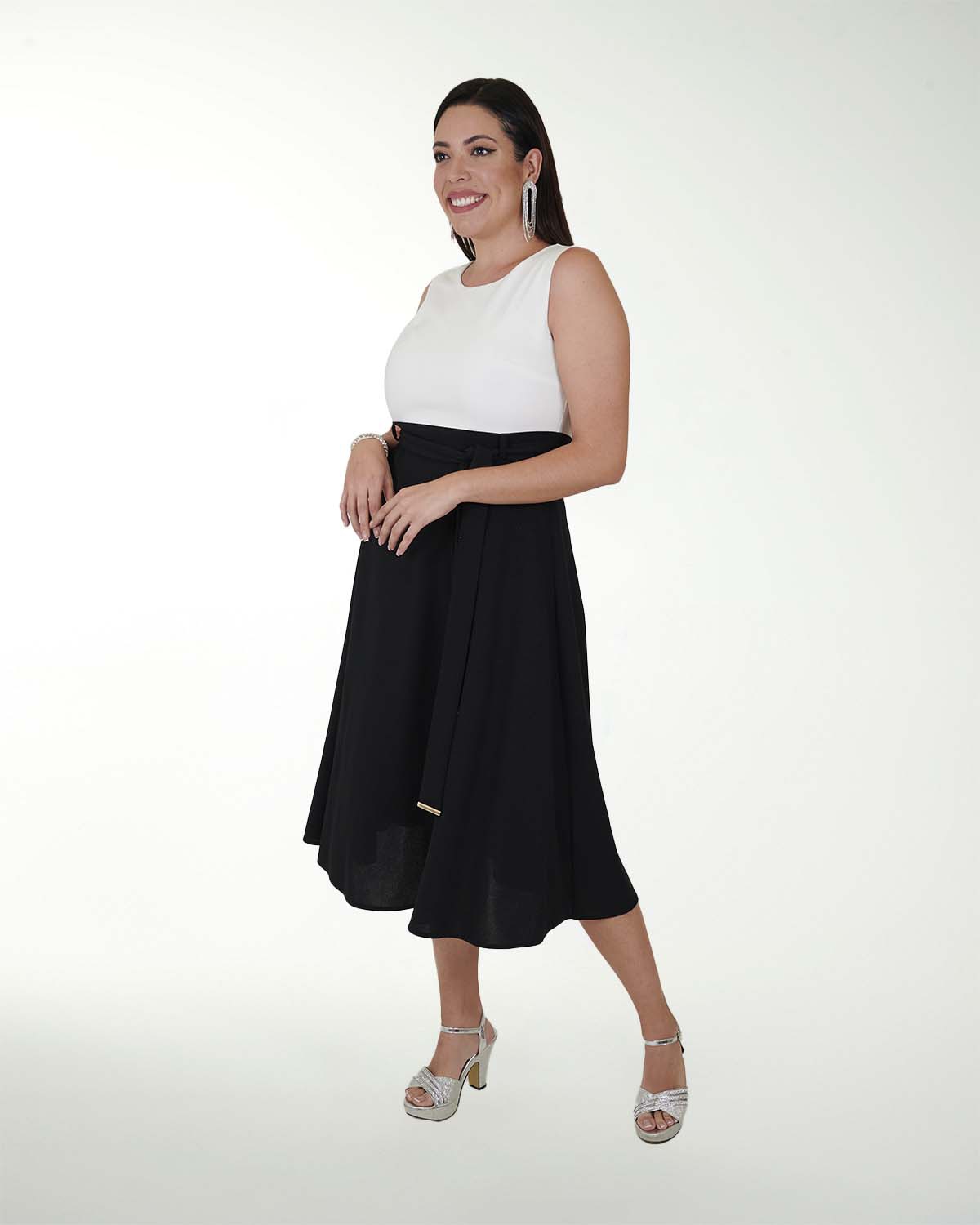 VESTIDO TV CREPE LISO COMBINADO ESCOTE REDONDO VESTIDO TV CREPE LISO COMBINADO ESCOTE REDONDO