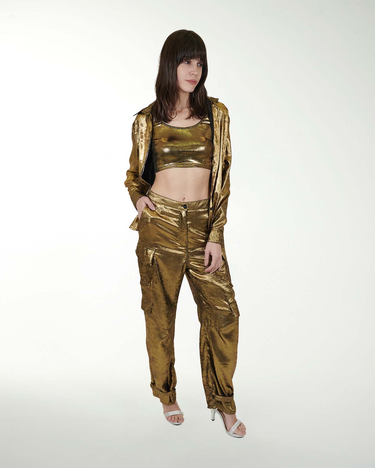 PANTALON SIXTEEN BRILLOS BOLSAS EN LOS COSTADOS PANTALON SIXTEEN BRILLOS BOLSAS EN LOS COSTADOS