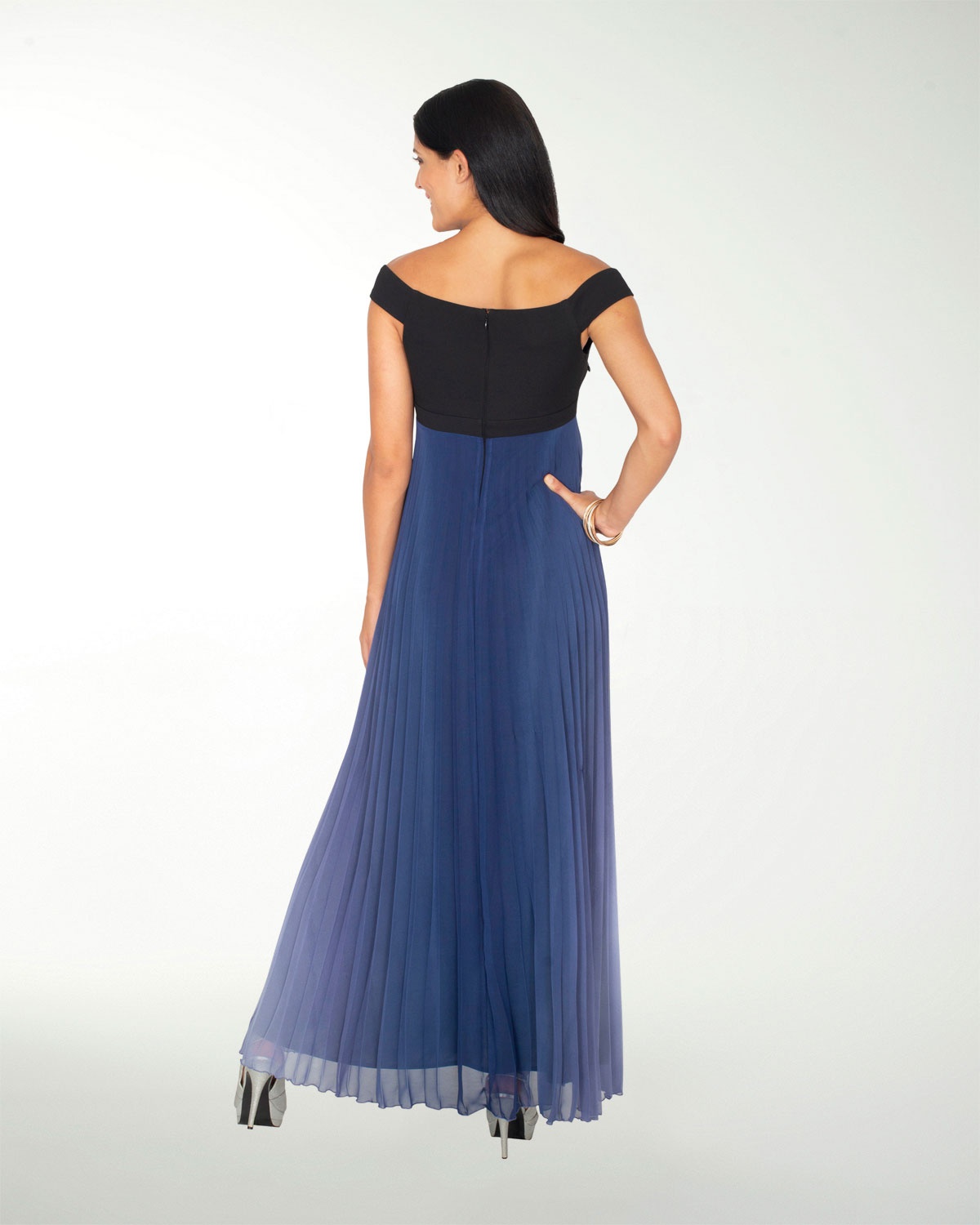 VESTIDO MA LISO COMBINADO CON FALDA PLISADA VESTIDO MA LISO COMBINADO CON FALDA PLISADA