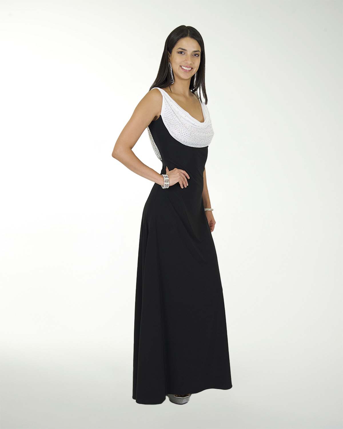 VESTIDO CL LICRA BICOLOR CON BRILLOS EN ESCOTE VESTIDO CL LICRA BICOLOR CON BRILLOS EN ESCOTE