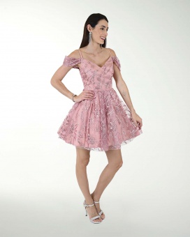 VESTIDO CC FANTASIA DE HOMBRO DESCUBIERTO