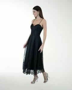 DA VESTIDO CC BORDADO MIDI CORSET