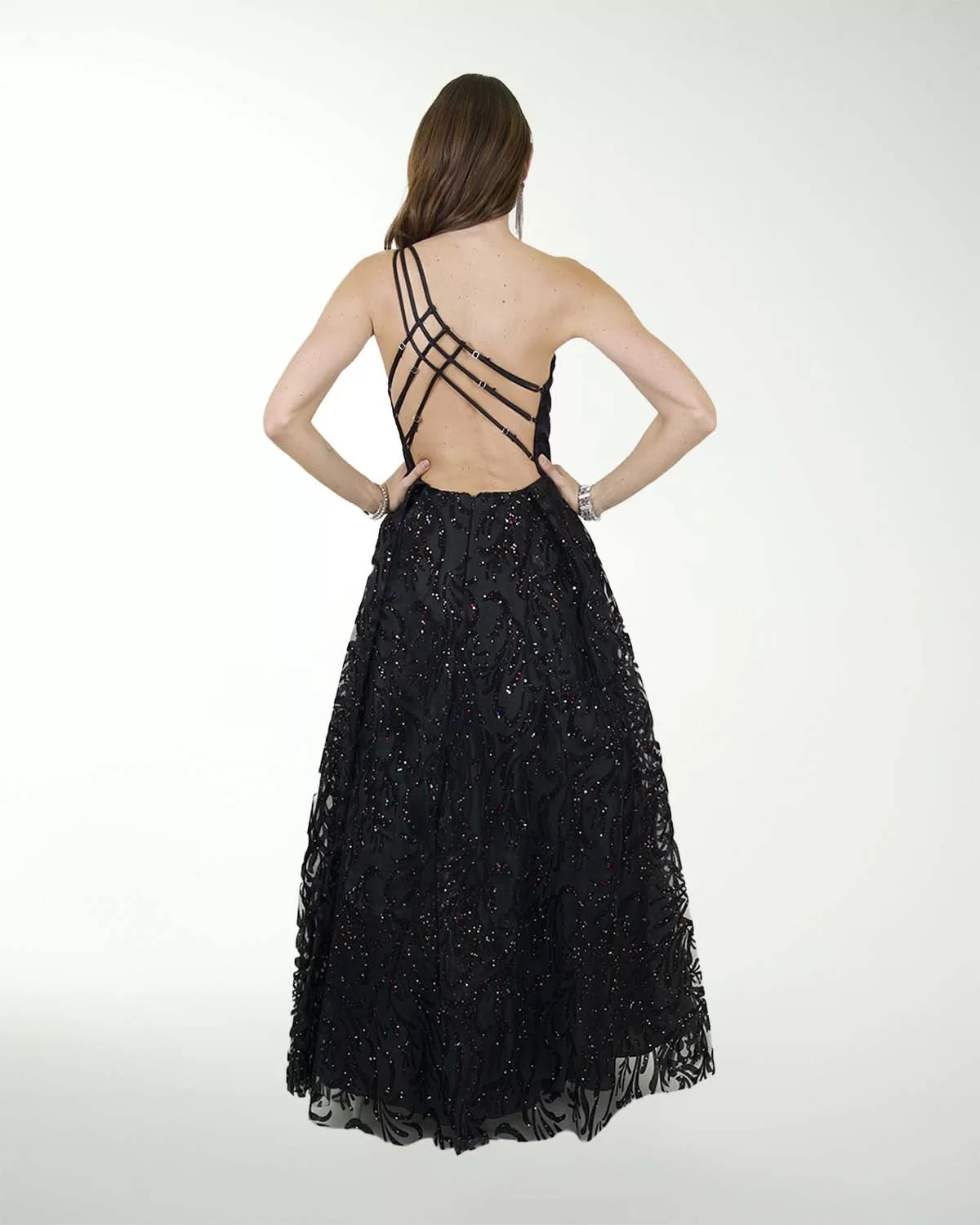 DA VESTIDO CL FANTASIA DE UN HOMBRO DA VESTIDO CL FANTASIA DE UN HOMBRO