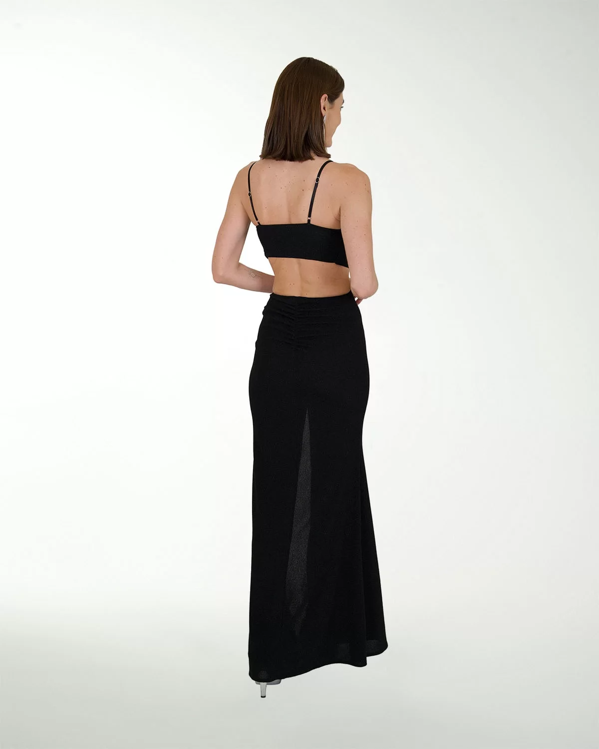 VESTIDO CL HOLYWOOD ENTALLADO CON ABERTURA VESTIDO CL HOLYWOOD ENTALLADO CON ABERTURA