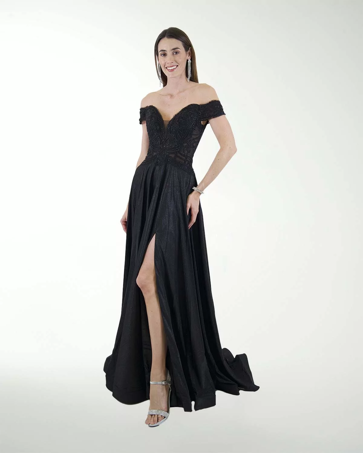 VESTIDO SY GRAN GALA ESTILO PRINCESA CON DESTELLOS DE BRILLO VESTIDO SY GRAN GALA ESTILO PRINCESA CON DESTELLOS DE BRILLO