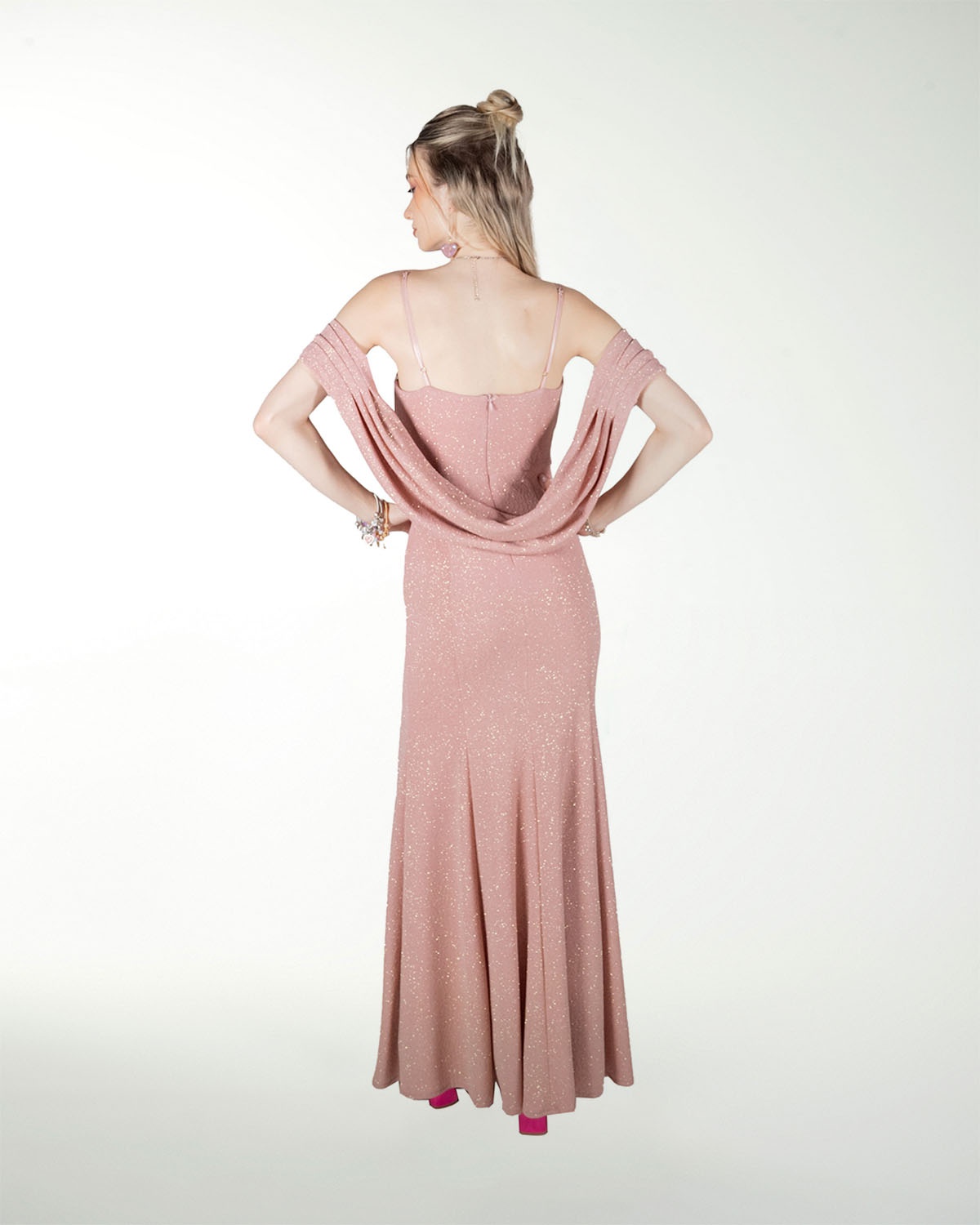 VESTIDO CL DRAPEADO CORTE SIRENA VESTIDO CL DRAPEADO CORTE SIRENA