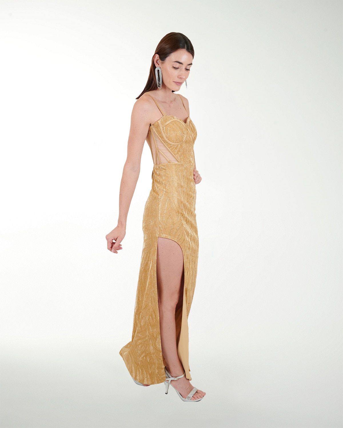DA VESTIDO CL BRILLOS TIPO CORSET CON ABERTURA DA VESTIDO CL BRILLOS TIPO CORSET CON ABERTURA