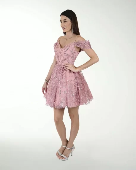 VESTIDO CC FANTASIA DE HOMBRO DESCUBIERTO