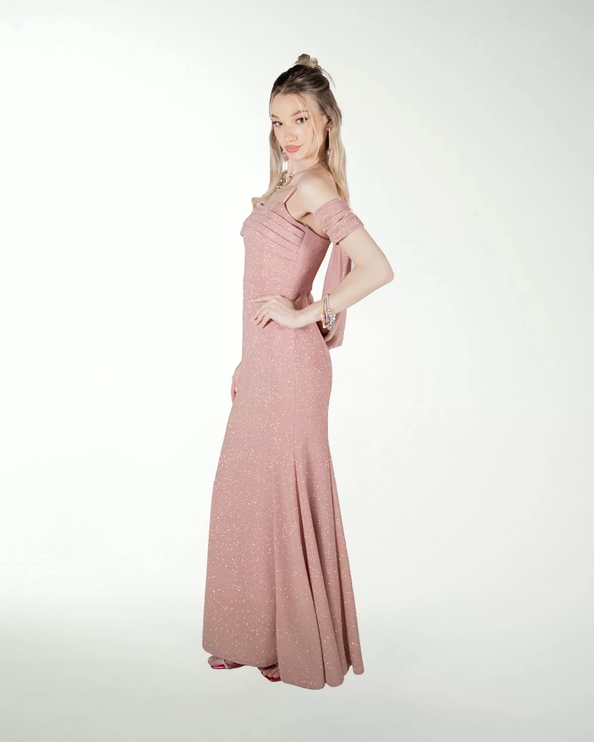 VESTIDO CL DRAPEADO CORTE SIRENA VESTIDO CL DRAPEADO CORTE SIRENA