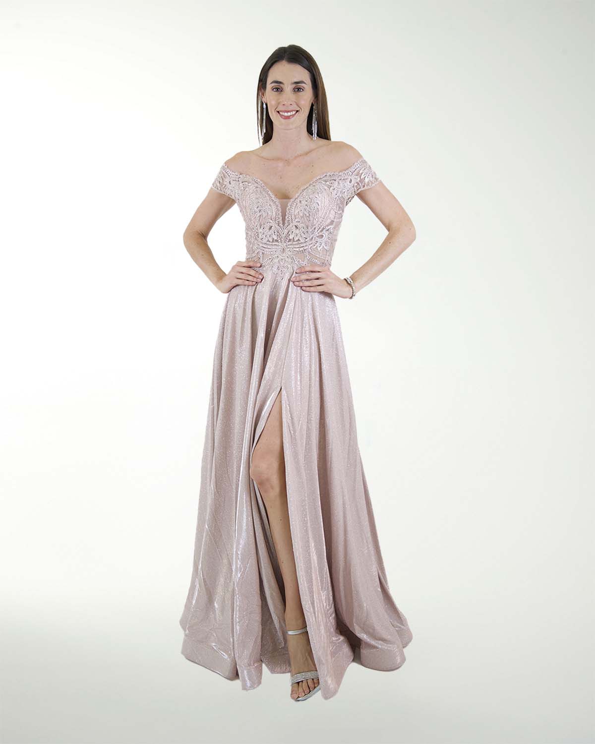 VESTIDO SY GRAN GALA ESTILO PRINCESA CON DESTELLOS DE BRILLO VESTIDO SY GRAN GALA ESTILO PRINCESA CON DESTELLOS DE BRILLO