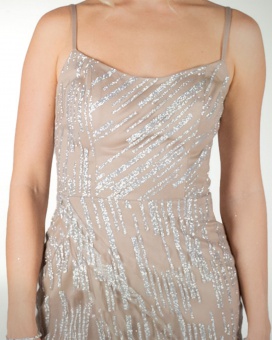 VESTIDO CL ENTALLADO CON ABERTURA