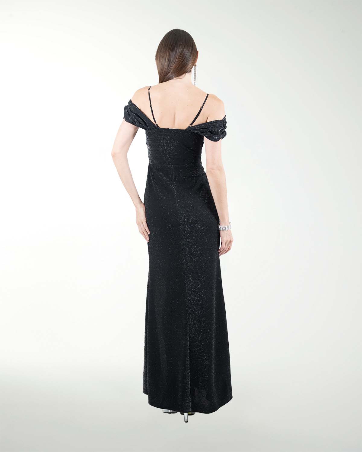 VESTIDO CL ENTALLDO DE HOMBRO DESCUBIERTO VESTIDO CL ENTALLDO DE HOMBRO DESCUBIERTO