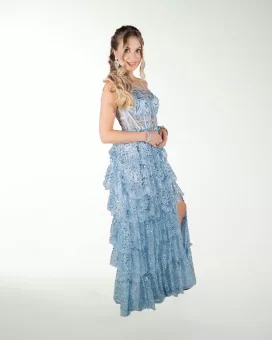 VESTIDO CL DE UN HOMBRO CON OLANES EN FALDA