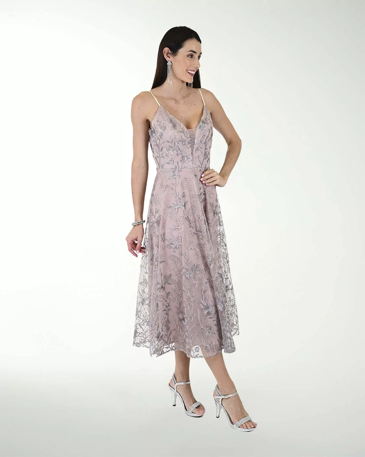 DA VESTIDO CC BORDADO MIDI DA VESTIDO CC BORDADO MIDI
