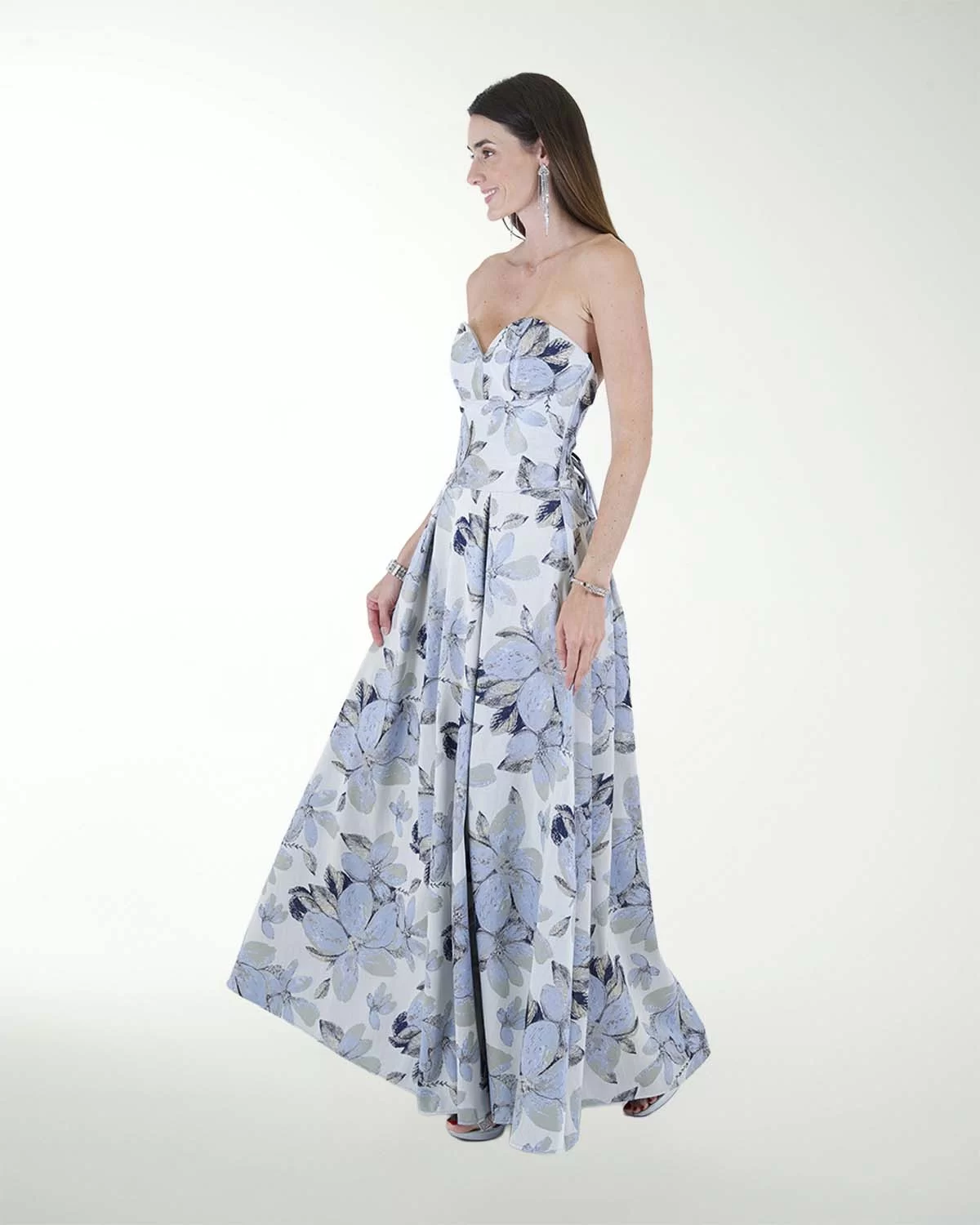 VESTIDO CL STRAPLESS CORTE PRINCESA VESTIDO CL STRAPLESS CORTE PRINCESA