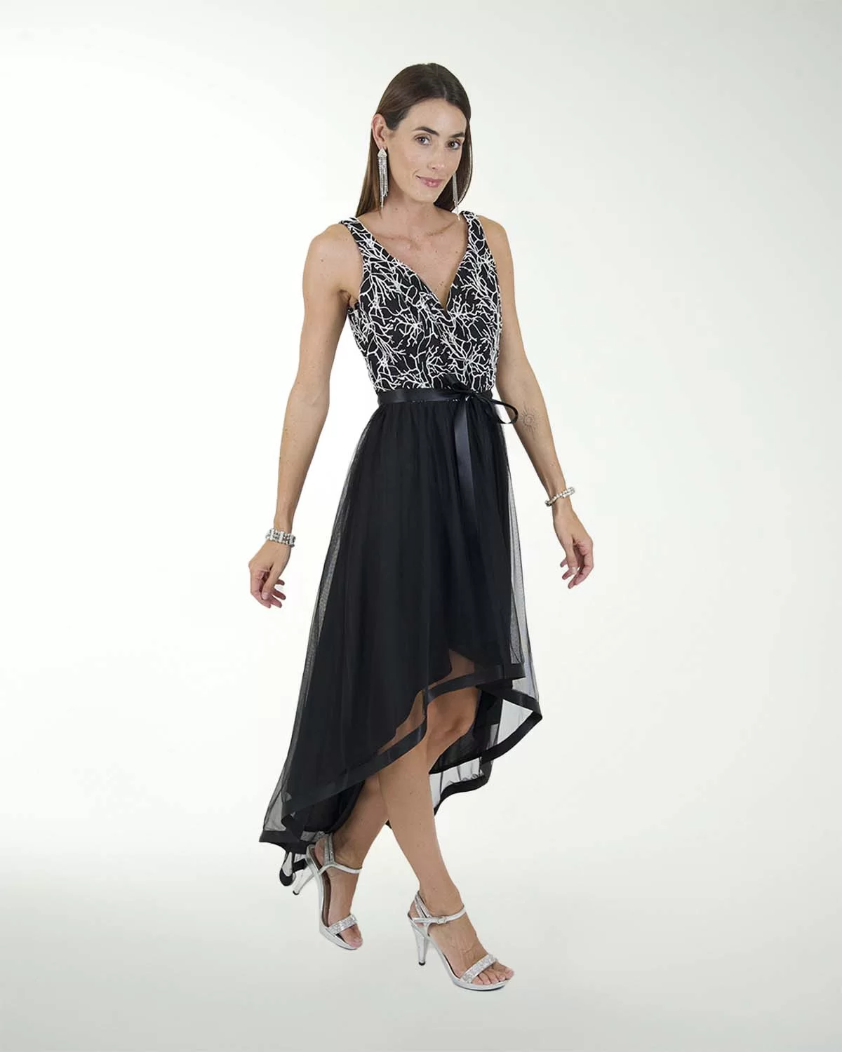VESTIDO CL IMPERIAL FALDA LARGO IRREGULAR VESTIDO CL IMPERIAL FALDA LARGO IRREGULAR