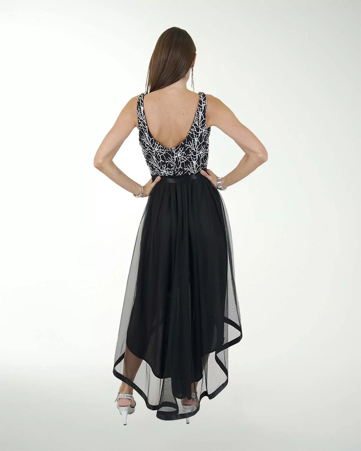 VESTIDO CL IMPERIAL FALDA LARGO IRREGULAR VESTIDO CL IMPERIAL FALDA LARGO IRREGULAR