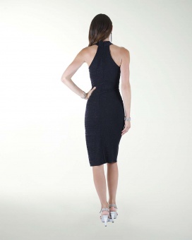 VESTIDO ANT CUELLO ALTO CON AVERTURA EN LA FALDA