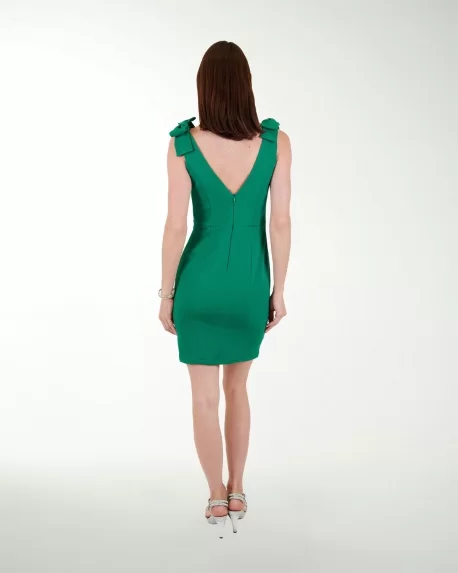VESTIDO CA CREPE LISO RECTO CON MONO EN HOMBRO
