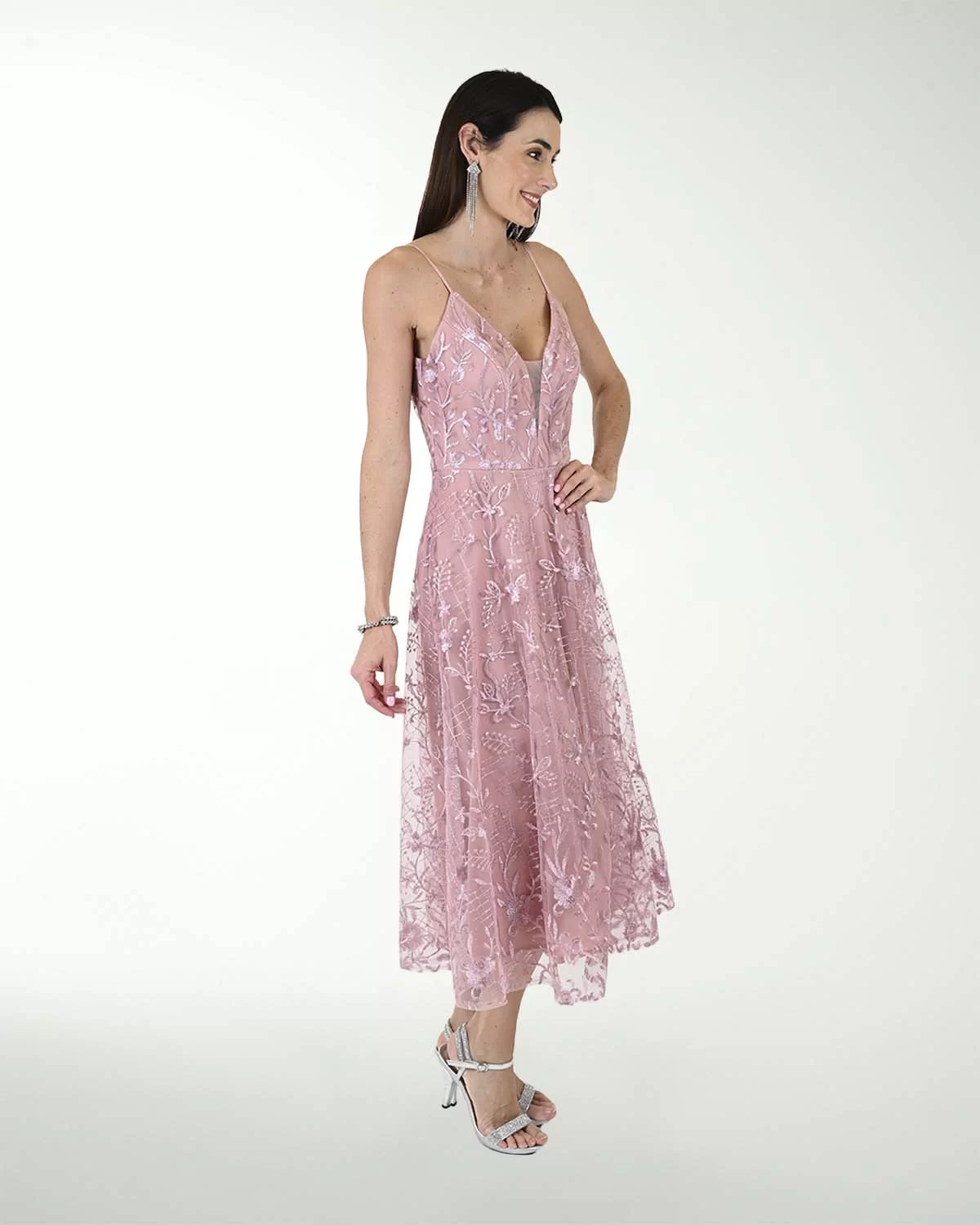 DA VESTIDO CC BORDADO MIDI DA VESTIDO CC BORDADO MIDI