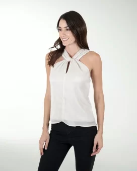 BLUSA HALTER CON NUDO EN ESCOTE