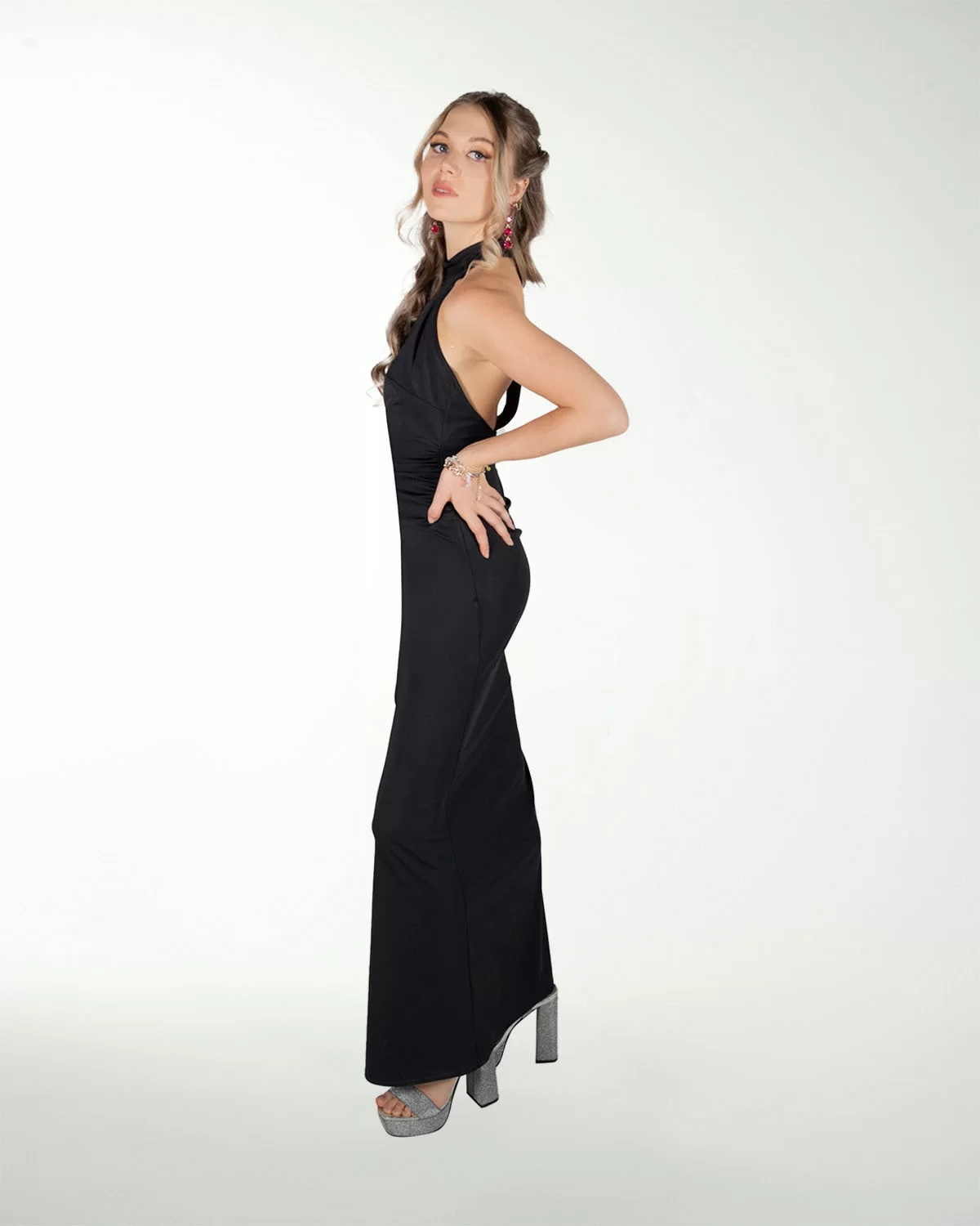 VESTIDO CL HALTER CON ABERTURA VESTIDO CL HALTER CON ABERTURA