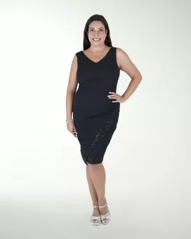 VESTIDO TE CON LENTEJUELA EN RUEDO