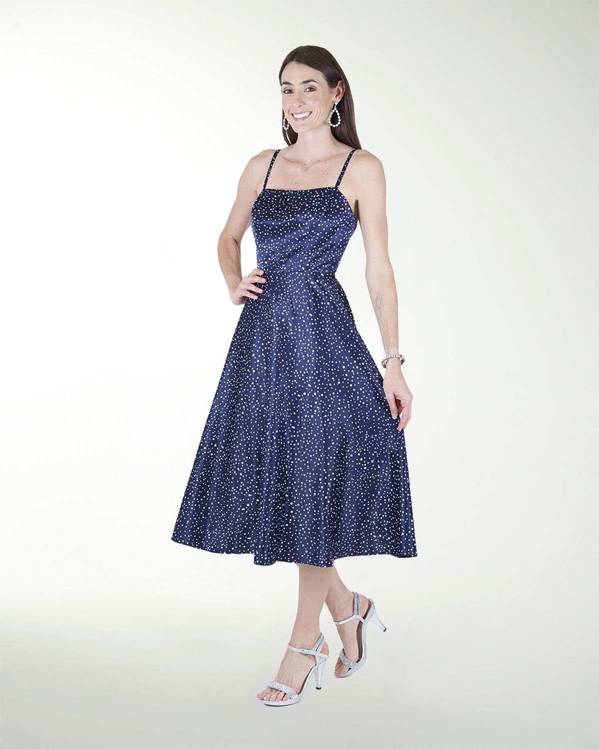 VESTIDO CA HALTER CON JARETAS EN LA ESPALDA