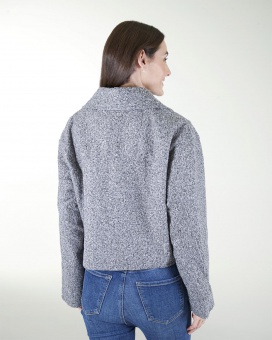 CHAQUETA CORTA