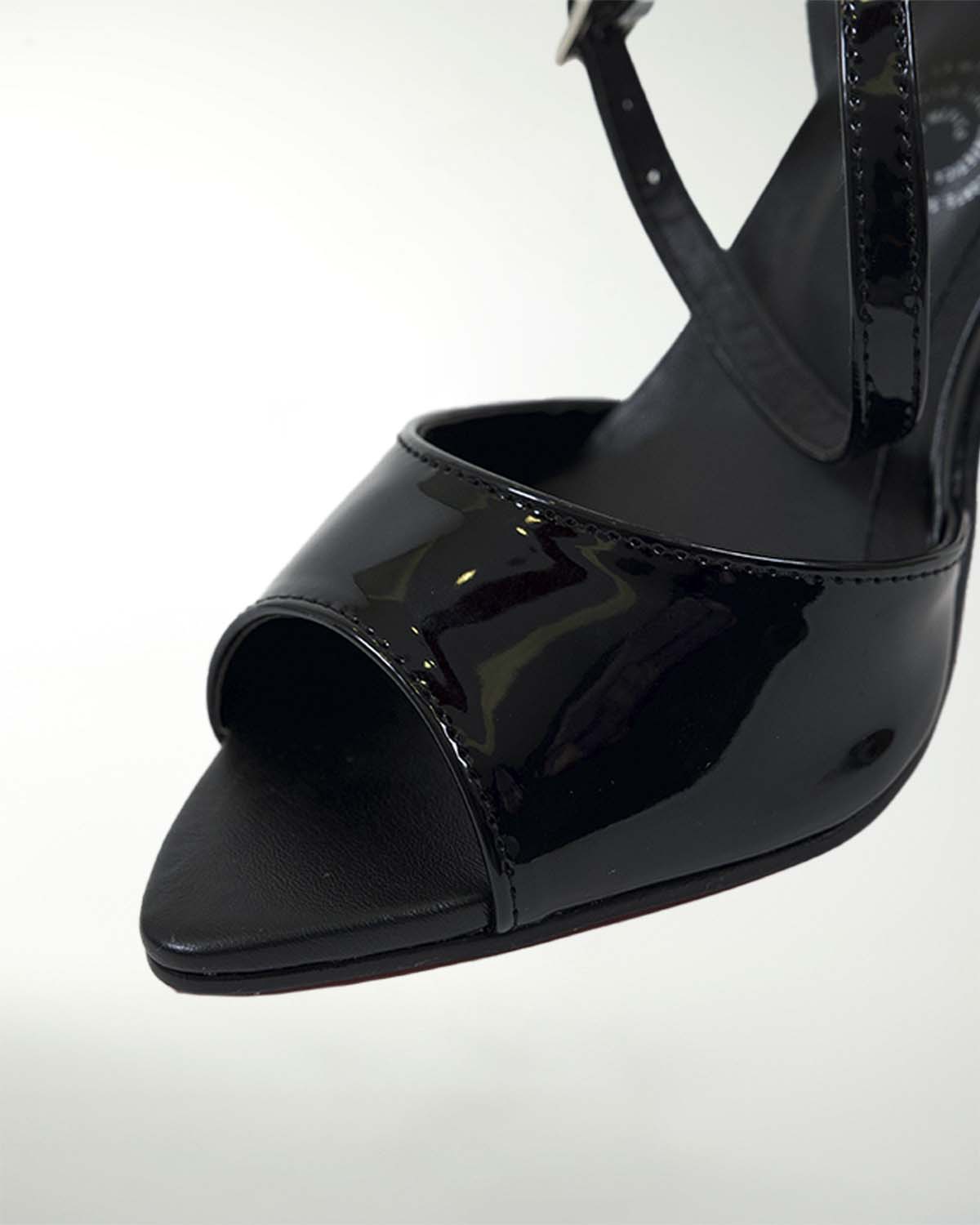 ZAPATILLA DE FIESTA DESTALONADO ZAPATILLA DE FIESTA DESTALONADO