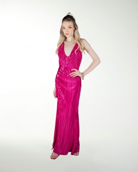 VESTIDO CL ENTALLADO CON ABERTURA