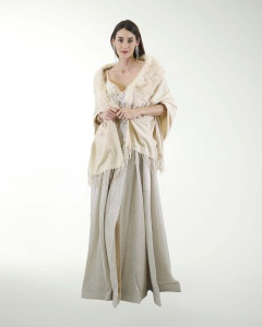 CAPA CHAL CON PELO EN CUELLO