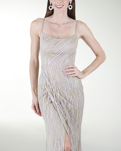 VESTIDO CL ENTALLADO CON ABERTURA