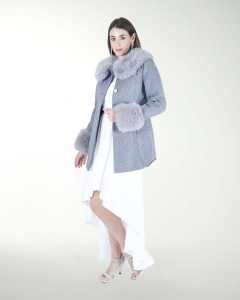 ABRIGO CON PELUCHE DESMONTABLE