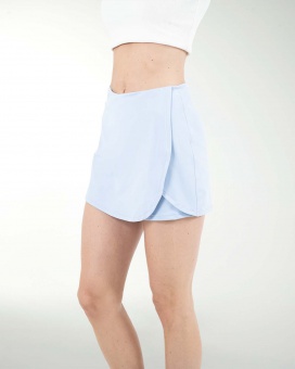 FALDA ANT  SHORT CON  AVERTURA