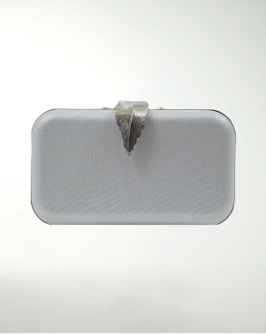 BOLSA DE FIESTA CON DECORADO DE HOJA